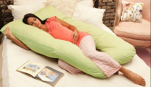 5 Posisi Tidur yang Dianjurkan untuk Ibu Hamil Muda