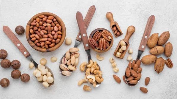 Ini Alasan Biji-bijian dan Kacang-Kacangan Bagus Buat Millenials & Gen – Greenara